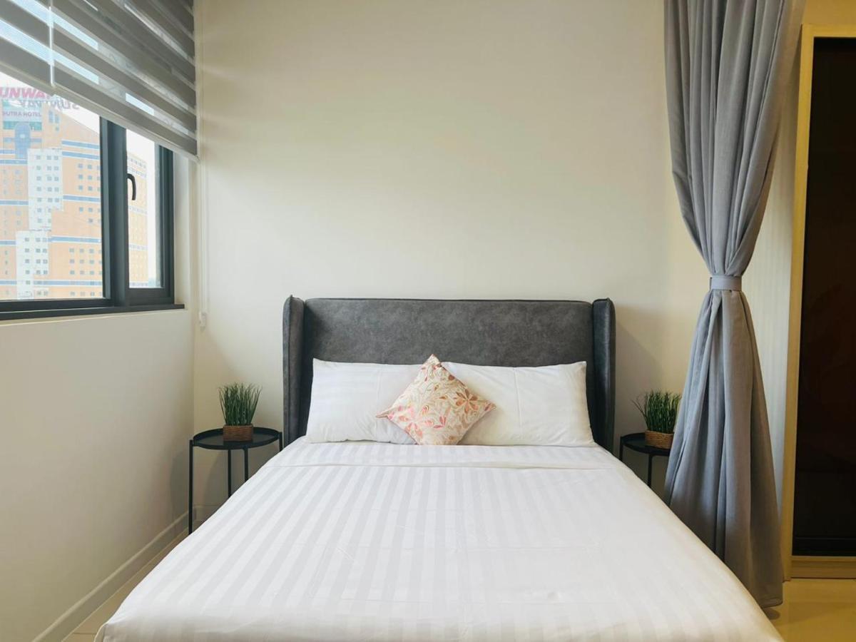 Chambers Serviced Suites Klcc By Cozy Stay Куала-Лумпур Экстерьер фото