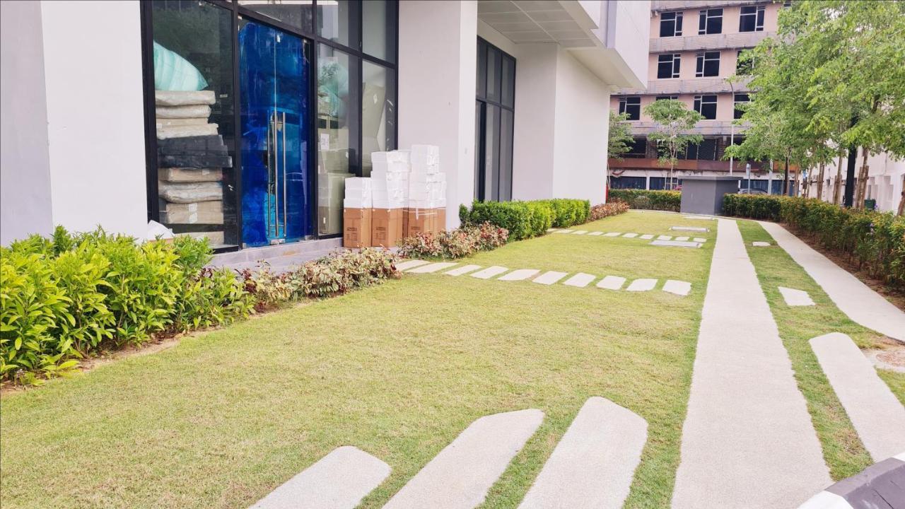 Chambers Serviced Suites Klcc By Cozy Stay Куала-Лумпур Экстерьер фото