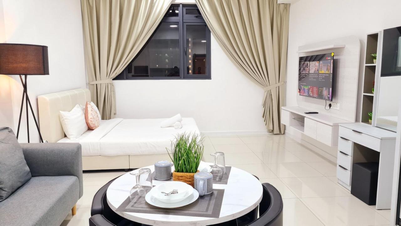 Chambers Serviced Suites Klcc By Cozy Stay Куала-Лумпур Экстерьер фото